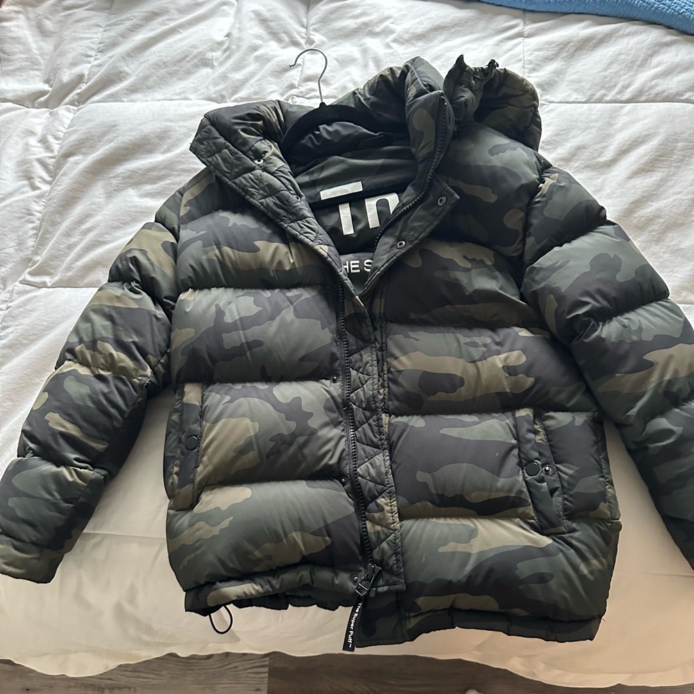 Aritzia Superpuff Camo